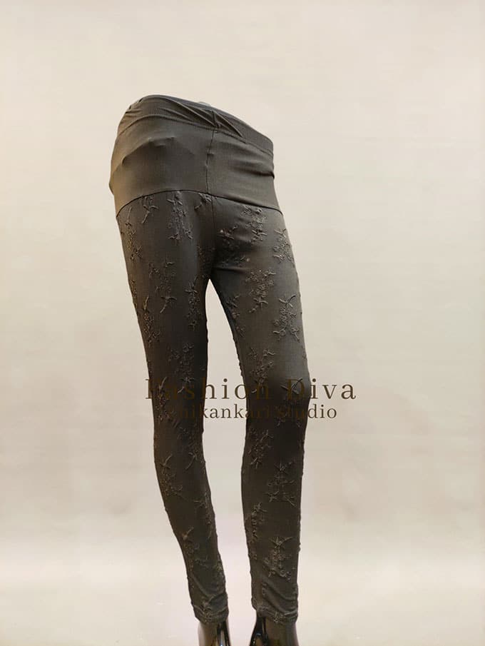 Chikan tights