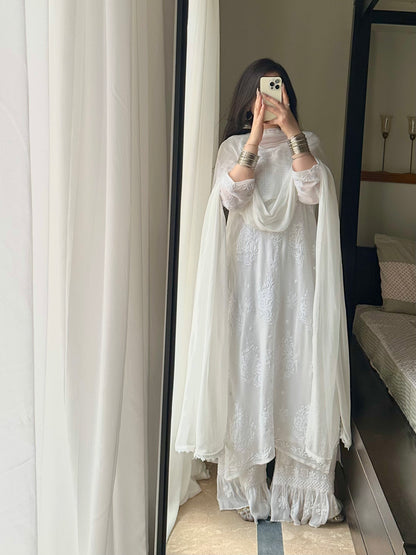 Chiffon Phanda Bakhiya Intricate Kurta