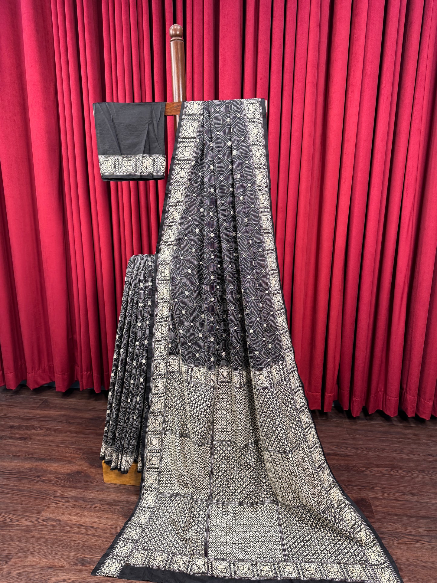Tussar Silk Kantha Silk Saree - Grid