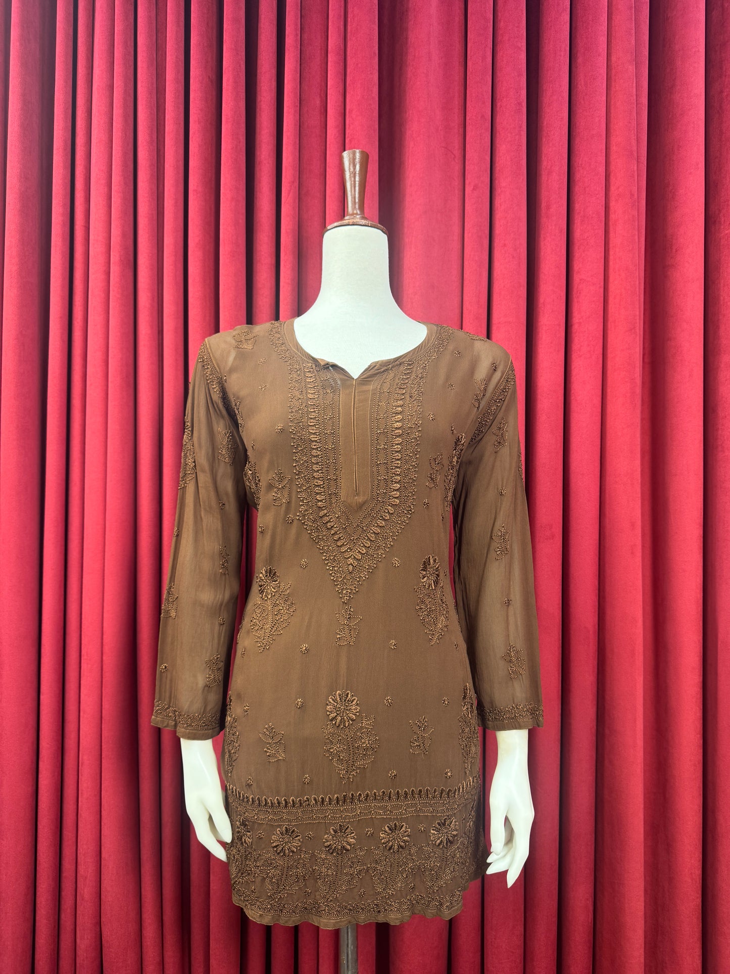 Chiffon Resham Chikankari Booti Short Kurta